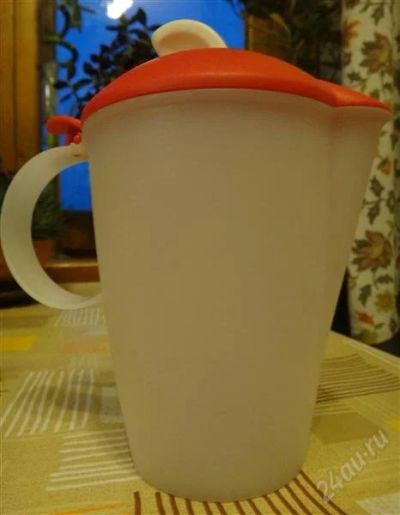 Лот: 2075194. Фото: 1. сливочник Tupperware. Кружки, стаканы, бокалы