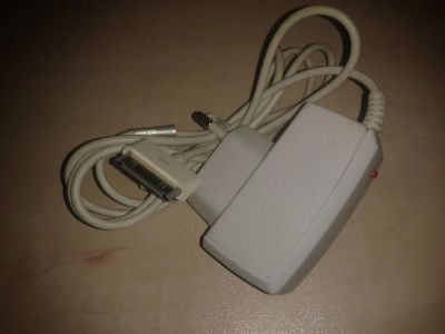 Лот: 10145074. Фото: 1. Зарядное для iPhone 4 или 4s. Зарядные устройства, блоки питания, адаптеры сетевые для смартфонов