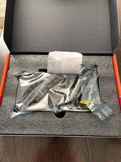 Лот: 17349680. Фото: 1. Игровая Видеокарта Gigabyte Radeon... Видеокарты