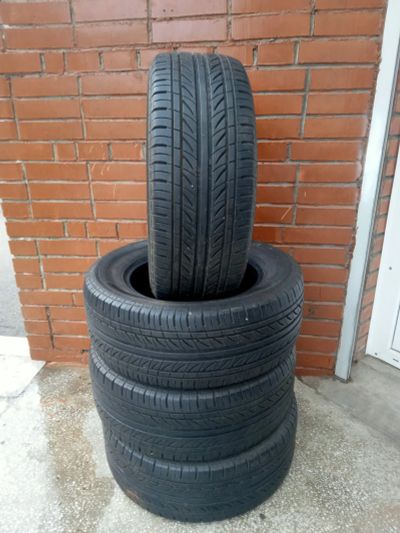 Лот: 23513643. Фото: 1. Bridgestone regno re50 225/60R15. Шины