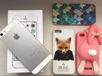 Лот: 11499559. Фото: 1. iPhone 5s 16 гб. Смартфоны