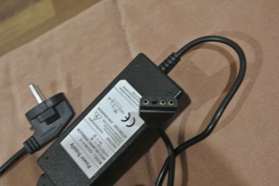 Лот: 13161116. Фото: 1. Адаптер питания GX34W-5-12 IEC... Зарядные устройства, блоки питания для бытовой техники