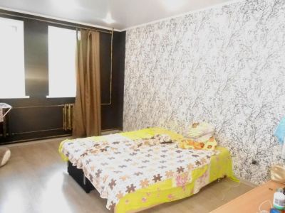 Лот: 10057691. Фото: 1. Квартира 3х комнатная в центре... Квартиры, студии