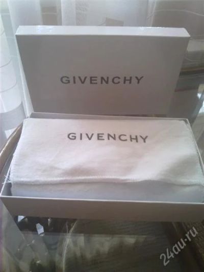 Лот: 1799892. Фото: 1. Кошелек от Givenchy. Бумажники, кошельки, портмоне
