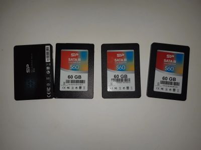 Лот: 16413654. Фото: 1. SSD Smartbuy 60gb цена за 1шт. SSD-накопители