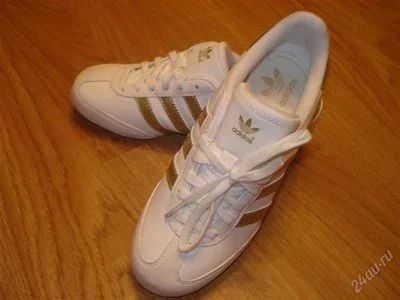 Лот: 923287. Фото: 1. Новые кроссовки ADIDAS белые с... Кеды, кроссовки