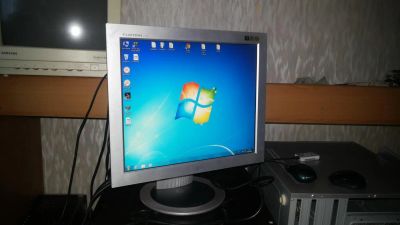 Лот: 6171999. Фото: 1. Монитор LG Flatron L1730B, диагональ... ЖК-мониторы