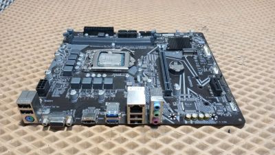 Лот: 21995038. Фото: 1. Материнская плата Gigabyte H510M... Материнские платы