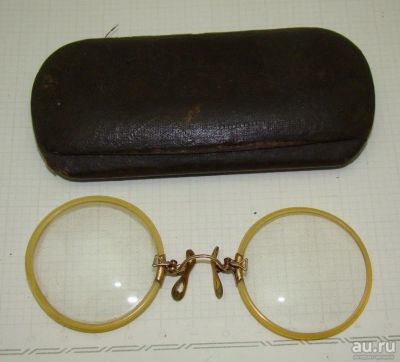 Лот: 12988151. Фото: 1. Пенсне старинное в футляре (Q938... Другое (антиквариат)