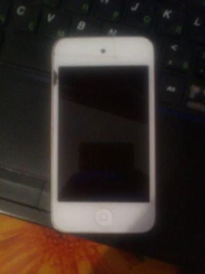 Лот: 4865976. Фото: 1. ipod touch 4. Смартфоны