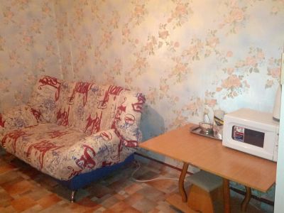 Лот: 3127198. Фото: 1. Продам секционку с арендатором... Квартиры, студии