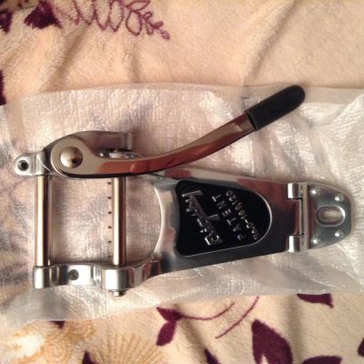 Лот: 4928597. Фото: 1. Тремоло Bigsby B7 + Vibramate... Другое (музыкальные инструменты и оборудование)