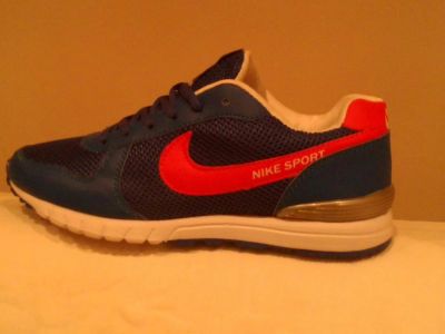 Лот: 5432464. Фото: 1. кроссовки NIKE air relentless... Кеды, кроссовки, слипоны