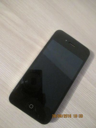 Лот: 8257476. Фото: 1. iphone 4s 16gb!. Смартфоны