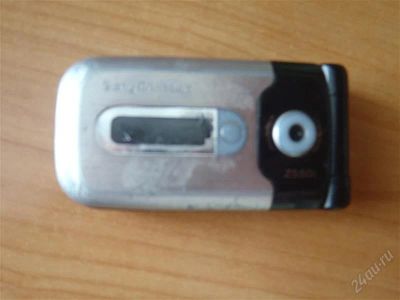 Лот: 846978. Фото: 1. Sony Ericsson z550i. Кнопочные мобильные телефоны