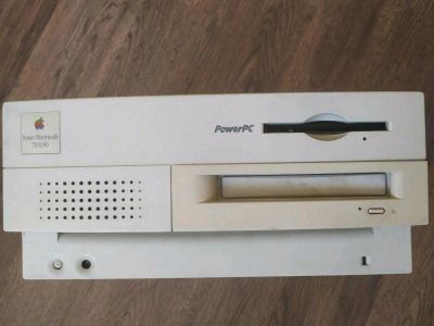 Лот: 13922881. Фото: 1. Продам Macintosh 7100/80. Компьютеры в сборе