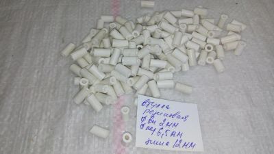 Лот: 9801154. Фото: 1. одним лотом, втулка резиновая... Материалы и сырьё