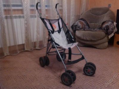 Лот: 2842737. Фото: 1. Коляска-трость (подубитая) с рубля. Коляски