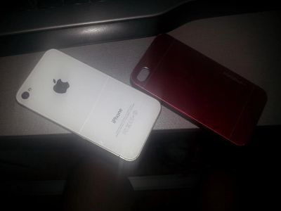 Лот: 7460876. Фото: 1. Iphone 4 , 8gb ( белый) , обмен... Смартфоны
