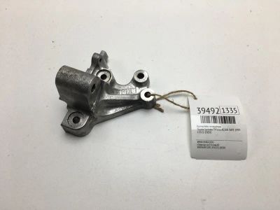 Лот: 20389340. Фото: 1. Кронштейн генератора Toyota Sprinter... Кузов