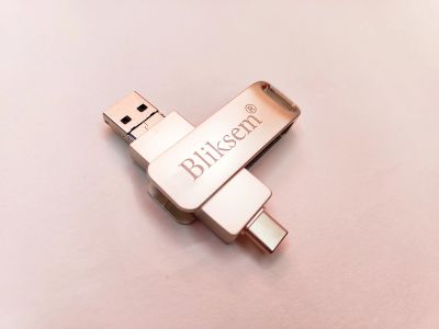 Лот: 20742389. Фото: 1. Флешка 64 GB USB type-c micro-USB... USB-флеш карты