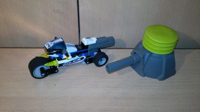 Лот: 8886376. Фото: 1. Лего Lego Racers 8221 Стремительный... Конструкторы