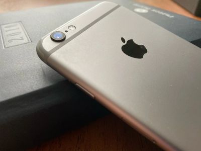 Лот: 15069298. Фото: 1. iPhone 6s 16gb - новый аккумулятор. Смартфоны