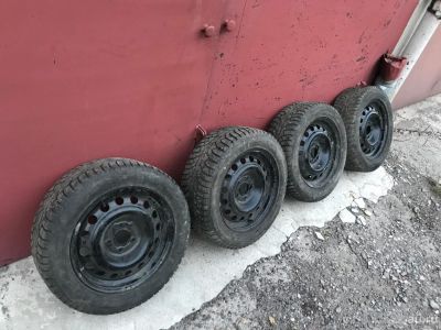 Лот: 10393844. Фото: 1. Nokian Hakkapellitta 5 r16 215... Шины на дисках
