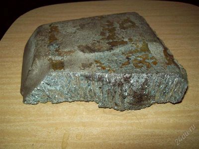 Лот: 5137480. Фото: 1. Часть цинковой чушки, вес 4 кг. Другое (моделизм)