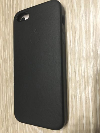 Лот: 6425607. Фото: 1. Чехол кожаный iPhone 5 100%оригинал. Чехлы, бамперы