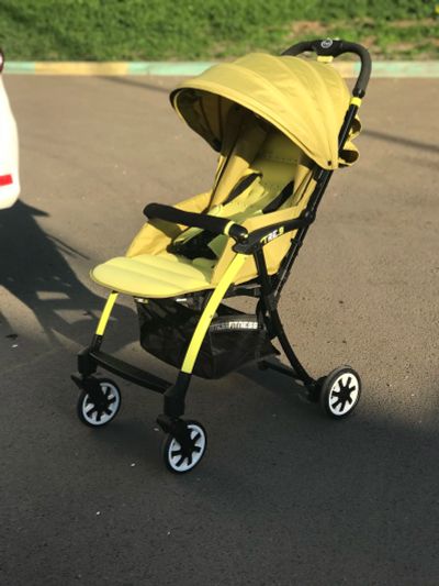 Лот: 11637655. Фото: 1. Самая легкая Прогулочная коляска... Коляски