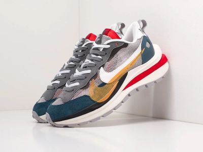 Лот: 16414405. Фото: 1. Кроссовки Sacai x Nike Vapor Waffle... Кеды, кроссовки, слипоны