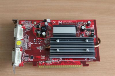 Лот: 3192824. Фото: 1. PowerColor Radeon X1550 256Mb. Видеокарты
