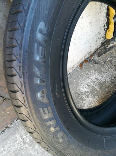 Лот: 11389336. Фото: 1. Bridgestone sneaker. Шины