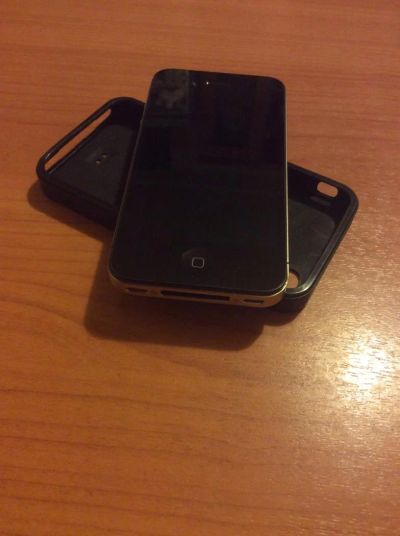Лот: 4643763. Фото: 1. iPhone 4 16GB. Смартфоны
