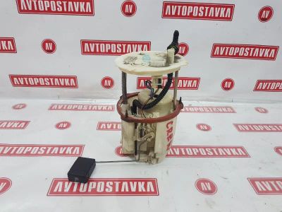 Лот: 20899945. Фото: 1. Насос топливный Mazda Premacy... Топливная система