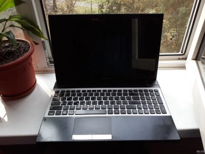 Лот: 14372784. Фото: 1. Ноутбук Samsung np300v5a. Ноутбуки