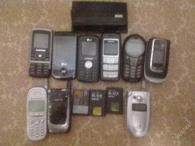 Лот: 2274162. Фото: 1. LG-gd330,LG 0168,Motorola c113... Кнопочные мобильные телефоны