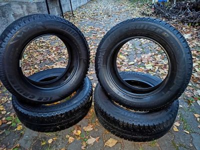 Лот: 20860769. Фото: 1. Шины зимние Bridgestone ice cruiser... Шины