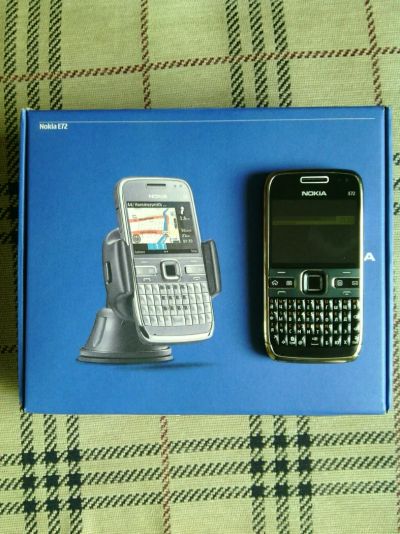 Лот: 3859537. Фото: 1. Nokia E72 Комплект Отличное состояние. Смартфоны