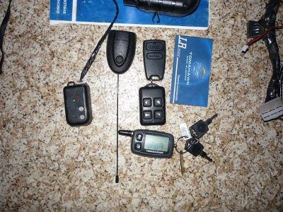 Лот: 221075. Фото: 1. Автосигнализация Tomahawk LR-950LE... Автомобильные сигнализации