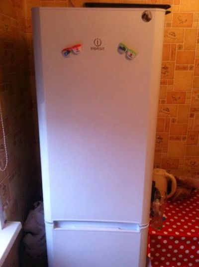 Лот: 7599950. Фото: 1. холодильник indesit. Холодильники, морозильные камеры
