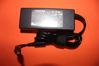 Лот: 10637402. Фото: 1. Блок питания для ноутбука Toshiba... Корпуса, блоки питания
