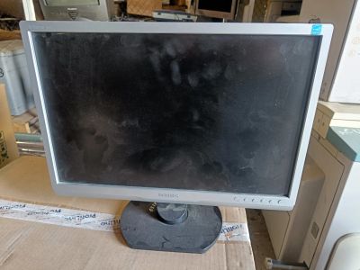 Лот: 20358555. Фото: 1. Монитор Philips. ЖК-мониторы