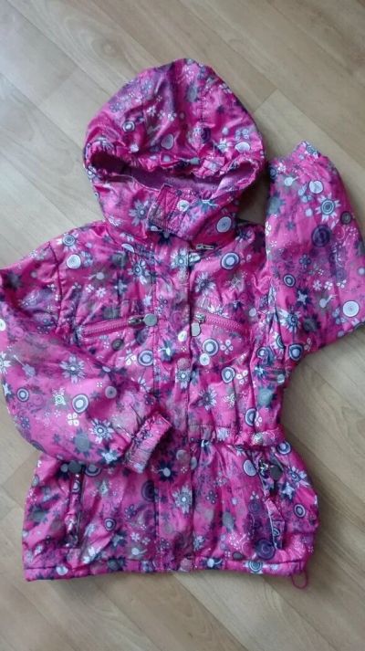 Лот: 11013435. Фото: 1. Куртка 110см. Верхняя одежда