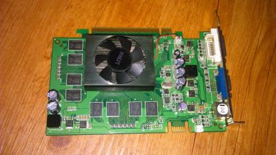 Лот: 4901598. Фото: 1. Видеокарта GeForce 9400GT PCI-E... Видеокарты