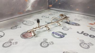 Лот: 23590770. Фото: 1. Топливная рейка Opel Astra Z18XE... Топливная система