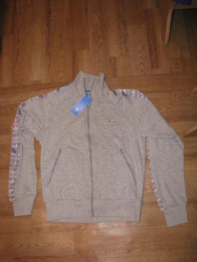 Лот: 4424564. Фото: 1. Адидас Кофта Adidas Original размер... Свитеры, толстовки, худи