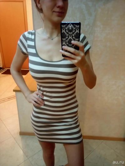 Лот: 8658478. Фото: 1. Платье в полоску, отличное состояние. Платья