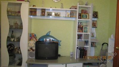 Лот: 1256076. Фото: 1. продам белую стенку италия недорого... Гостиные, стенки, горки